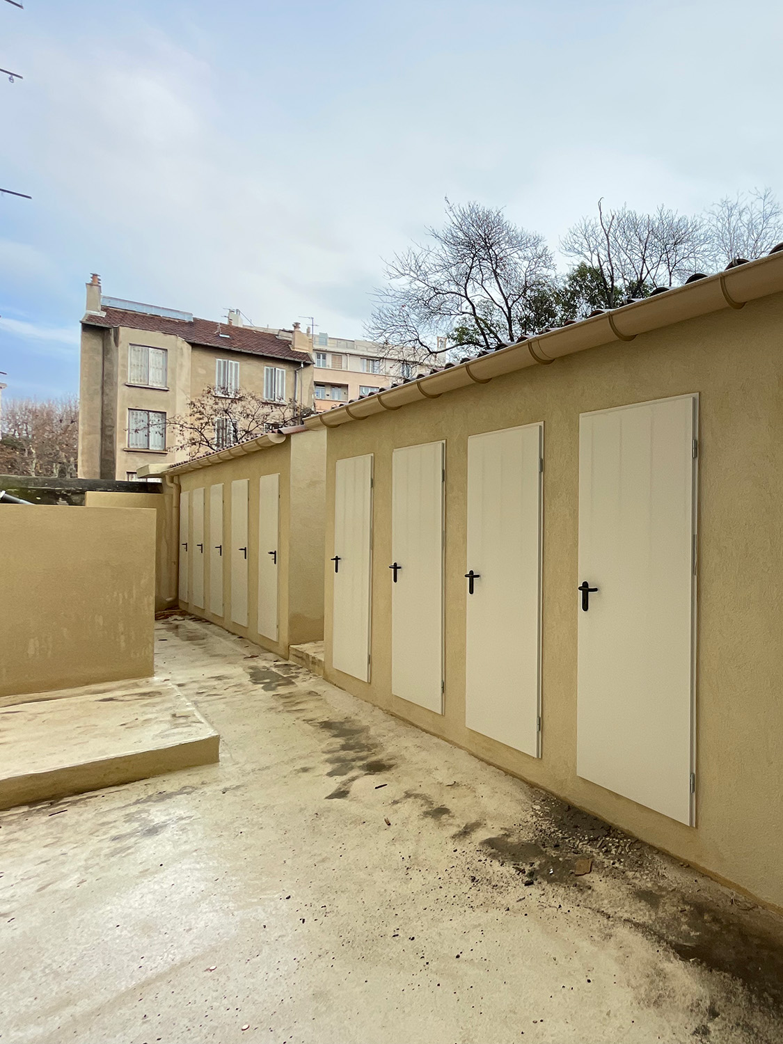 Reconstruction de caves avec accès difficile dans une résidence du 1er arrondissement de Marseille.